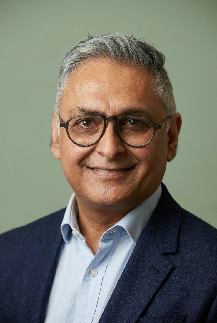 Dr Hitesh Batavia